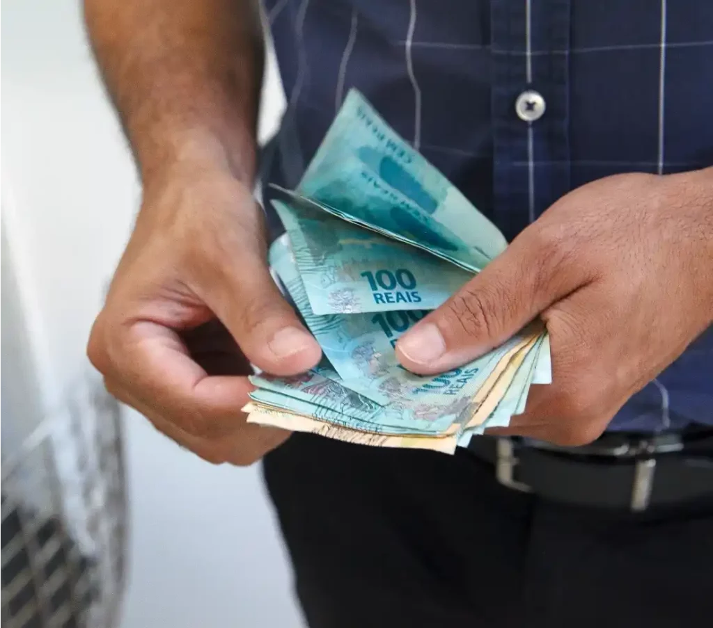 Empréstimo Pessoal CAIXA: taxas competitivas, até 72 meses e contratação online